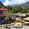 Chateau Backpackers & Motels