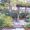 Perfectly Modern Craftsman- close to everything!