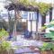Perfectly Modern Craftsman- close to everything!