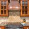 Bumblebee Mansion w Tiny Home Historic Modern