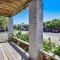 Beach Vacation Walk to Dining&Shopping-3 Units