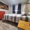 Central Private 1BR Apt. w/Free Prkg + Fast Wi-Fi Central Private 1BR Apt. w/Free Prkg + Fast Wi-Fi