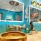 Luxury Palace / Vacation Home - Alvin