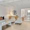 Poolside Paradise 4BR w POOL and Mini Playground - Hollywood
