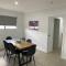 Lux Modern 4 Bedroom House Central CBD
