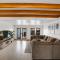 5BR Residential Tropical House w Heated Pool