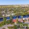 3 BR Lakefront Home with Amazing Heated POOL - Форт-Лодердейл