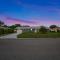 Paradise Haven- Amazing 4BR Oasis with Pool - Bradenton
