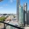 Riverview 2B2B apt in CBD w/parking, pool, gym