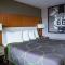 Super 8 by Wyndham Holbrook