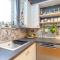Cozy Home with Private Garden - Happy Rentals