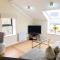 THE PENTHOUSE AT REGENT HOUSE Light and airy top floor with lift access 1 bedroom en-suite luxury apartment ULTRA CENTRAL LOCATION