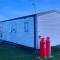 Charming 3-Bed Caravan in Colchester Mersea island - Colchester