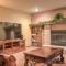 4BR Near USAFA Entertain w Lg Backyard & Hot Tub - Colorado Springs