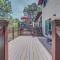 4BR Near USAFA Entertain w Lg Backyard & Hot Tub - Colorado Springs