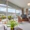 Sunny Seaview House 5 minute walk to town - 皮克顿