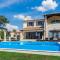 Ferienhaus mit Privatpool für 8 Personen ca 180 qm in Deklići, Istrien Istrische Riviera