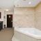 Holiday Inn Express & Suites Whitecourt by IHG
