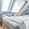 Luxury 2BR and 1LR Apartment with Balcony - 9 min to Center - Wien