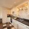 Harbourside Apartments with Private Parking