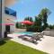 Ferienhaus mit Privatpool für 8 Personen ca 125 qm in Šišan, Istrien Südküste von Istrien