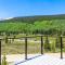Modern 3BR Chalet with Hot Tub and Mt Quandary Views