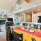 3 BDR Retreat Cozy Home with Private Hot Tub
