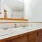 3 BDR Secluded Retreat Stunning Mountain Views