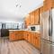 Stunning 4 BR Home Mountain Views Tranquil Setting - 布雷肯里奇