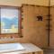 Custom Fairplay 5 BR Hot Tub & Mountain Views