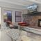 Chic 2BDR Downtown Condo Walk Everywhere Chic 2BDR Downtown Condo Walk Everywhere