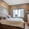 2 BDR Home Roof Deck plus Walk to Broncos and Sloans Lake