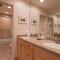 Ski in out 2 BDR Condo in the Heart of the Action - بارك سيتي