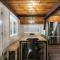 Rustic and Modern 3BDR Tahoe Cabin