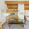 Bright 2BDR Next to NorthStar - 5min Walk! - 特拉基