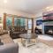 2BDR Condo - Three Minutes to Olympic Valley!