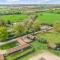 Cozy Farm Stay in Norfolk w Parking