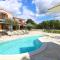 Ferienhaus mit Privatpool für 8 Personen ca 250 qm in Radetici, Istrien Binnenland von Istrien