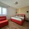 White Star Apartments