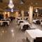 Status Hotel