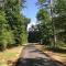 Prancing Horse Estates- 10 acres w/huge pool + spa - Montgomery