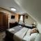 Room Mesi