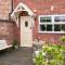 Pass the Keys Little Noo 3 bed cottage garden parking - Matson