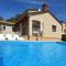 Ferienhaus mit Privatpool für 6 Personen ca 140 qm in Sveti Lovreč, Istrien Istrische Riviera - Mofardini