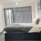 4 Bedroom 2 Bathroom Shared House - Near BHX and NEC - Birmingham