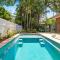Pet Friendly Spacious Home with Lush Gardens, Pool Sunshine coast