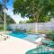 Pet Friendly Spacious Home with Lush Gardens, Pool - Pacific Paradise 