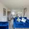 Lovely brand new 3 bedroom city centre house with garden