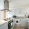 Spacious & Characterful Preston Apartment w Parking