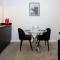 Contemporary 1 Bed Apartment Central Bolton - Bolton